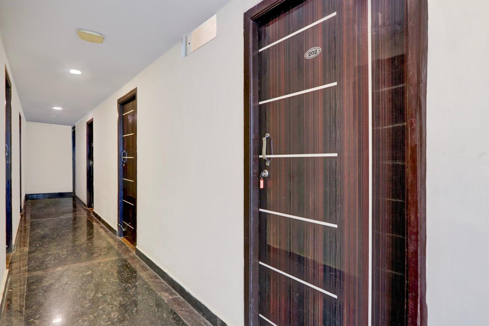 Super Hotel O Boduppal Upal Bagian luar foto