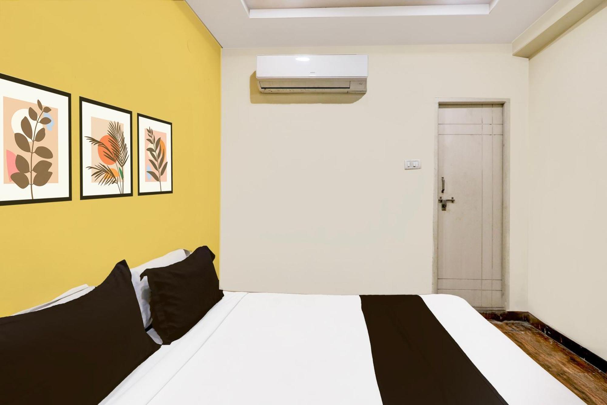 Super Hotel O Boduppal Upal Bagian luar foto